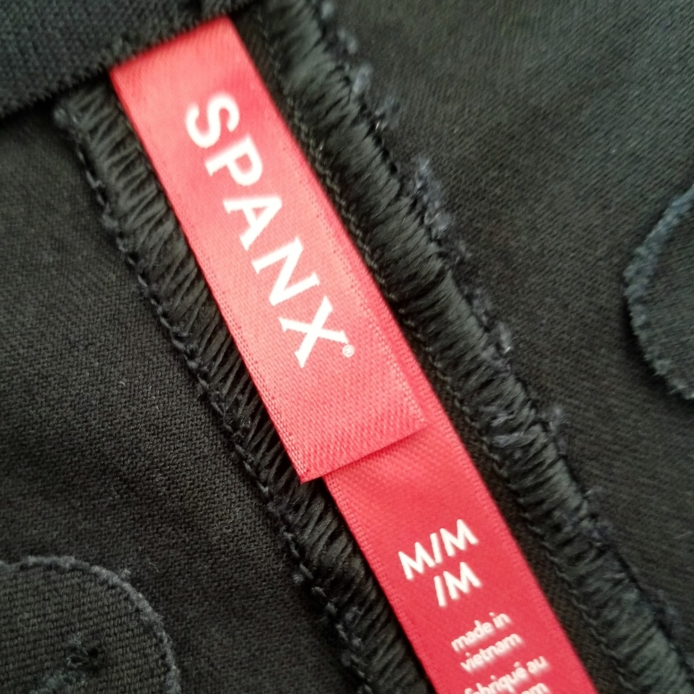 Spanx Polished Slim Straight Leg Womens Pants Rear Pockets Stretch Classic Black - Picture 3 of 13